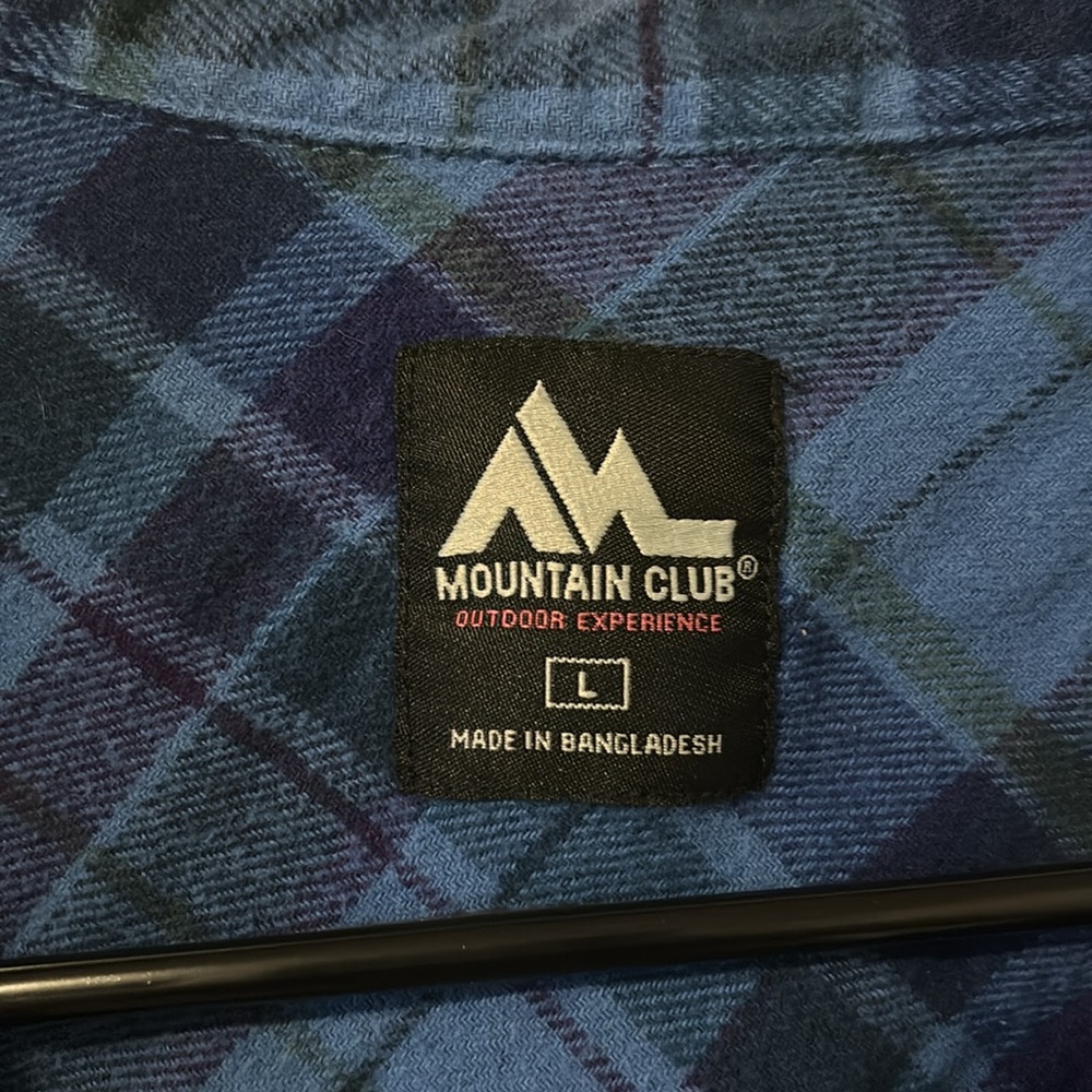 Flannel button-up - Picture 3 of 3